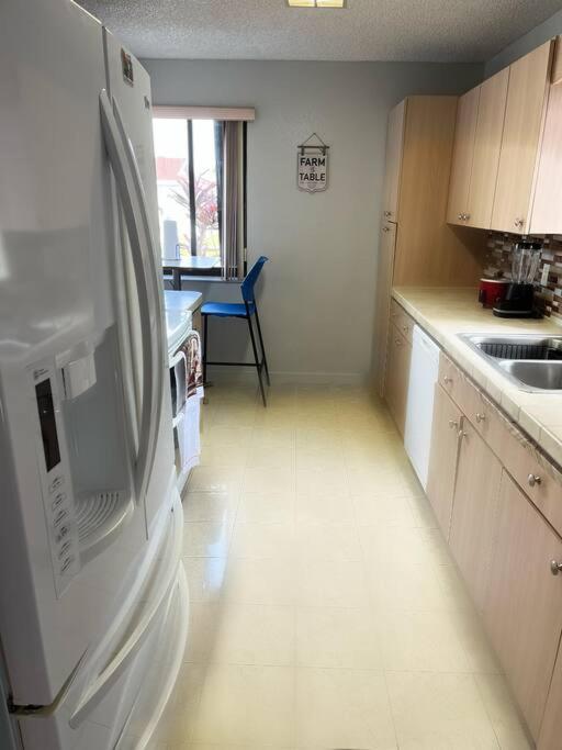 Сasa de vacaciones Amazing & Cozy Duplex Near Zoo !